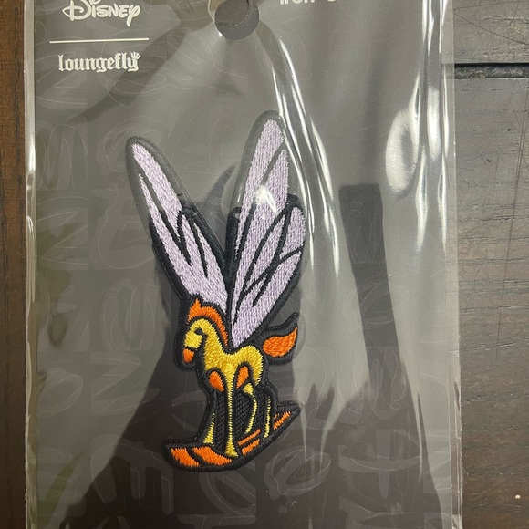 Disney Loungefly iron on patches set - Picture 7 of 7
